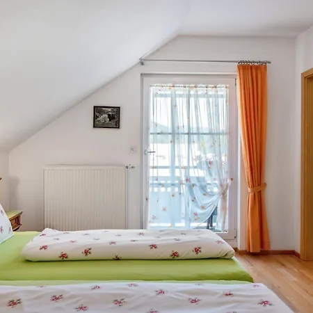 Pensionat Gaestehaus Ursula 3*